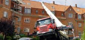 سقوط بالابر پالفینگر 64 متری در منطقه مسکونی در دانمارک