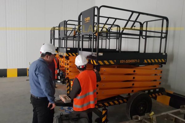 بالابر برقی نفربر قیچی مدل EM1000-L