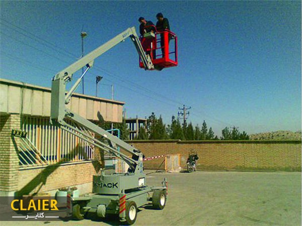تاریخچه بوم لیفت خود کششی